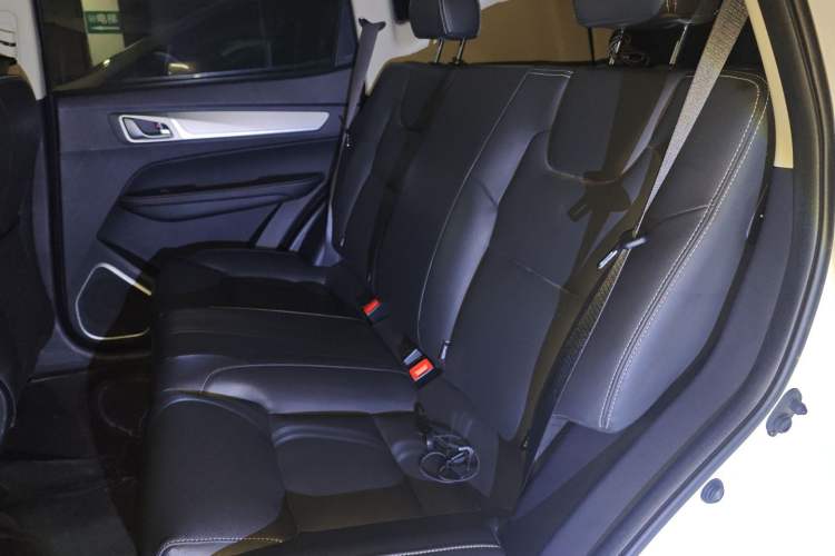 Used Geely Auto Vision X6 2018 1.8L Manual 4G Connect Luxury Edition