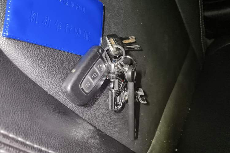 Used Kia Sportage R 2011 2.0L Automatic Two-Wheel Drive GLS