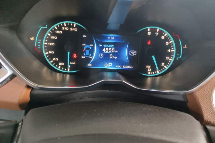 Used Soueast DX7 2017 1.5T Automatic Luxury Model
