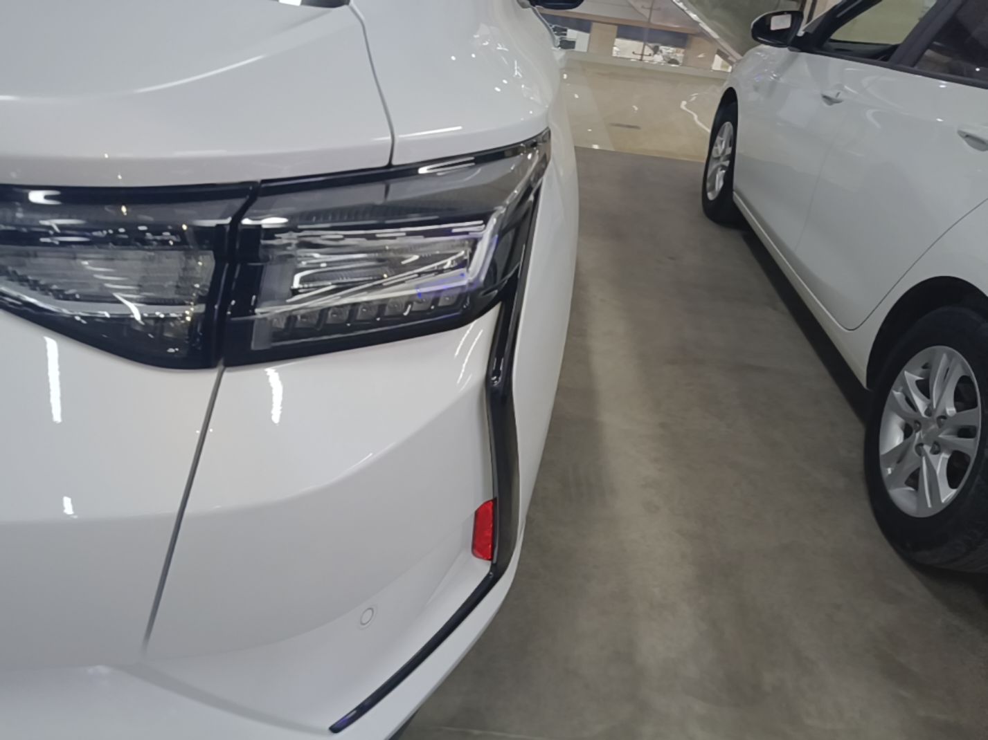 Dongfeng Aeolus Yixuan 2025 1.5L Automatic Luxury Version - Luxury — снимка 9