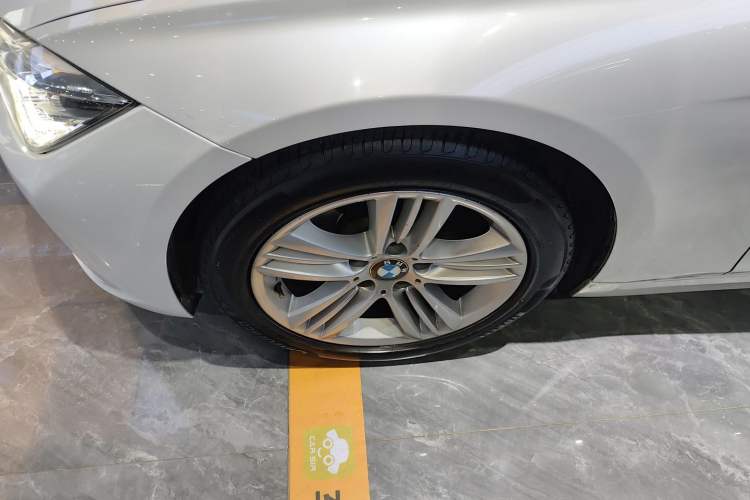 Used BMW 3 Series 2017 320Li Fashion Model