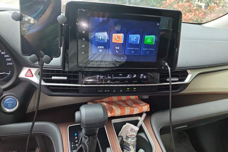 Used Toyota SIENNA 2023 2.5L Hybrid Comfort Edition Audio And AC Panel