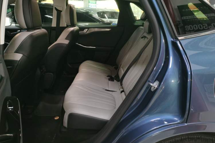 Used Ford Escape 2020 EcoBoost 245 Two-Wheel Drive Smart & Enjoyment Model
