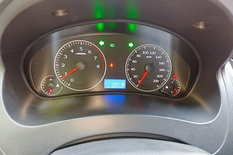 Used Geely Auto Diamond 2016 1.5L Manual Elite Edition