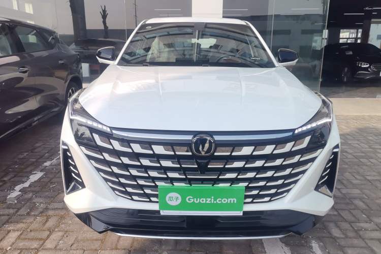 Used Changan UNI-Z New Energy 2025 Smart New Blue Whale 125km Battleship Edition