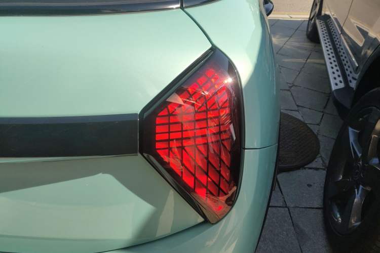 Used Changan MINI 2025 1.5T COOPER Classic Edition Five-Door Version
