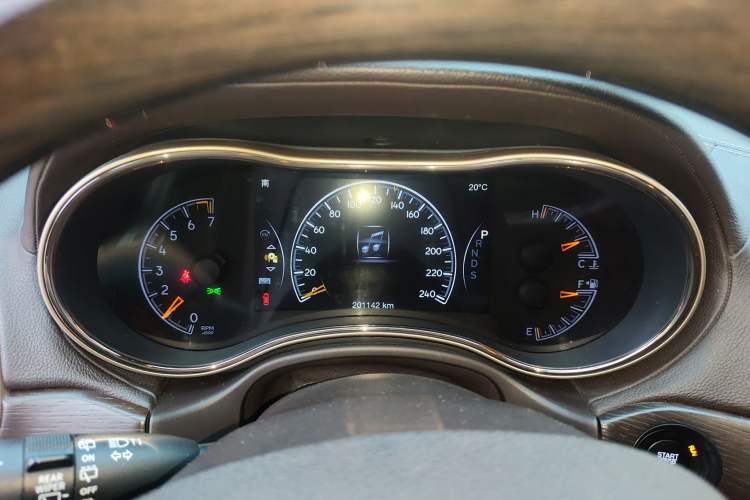 Used Jeep Grand Cherokee 2015 3.6L Flagship Prestige Edition
