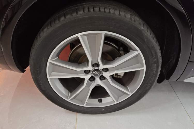 Used Audi Q5L 2022 45T Luxury Dynamic Model
