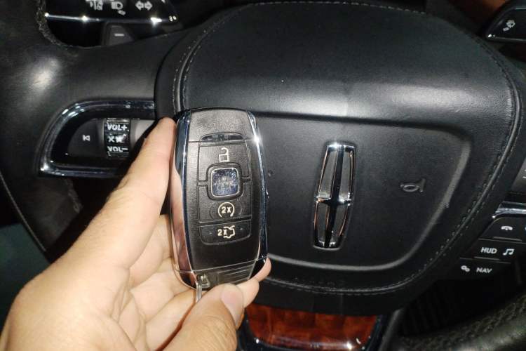 Used Lincoln Continental 2017 3.0T Four-Wheel Drive Presidential Edition