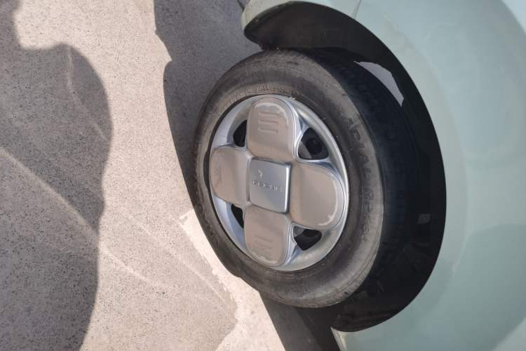 Used Geely Galaxy Panda 2023 Panda Mini 200km Endurance Bear Right Rear Wheel Hub