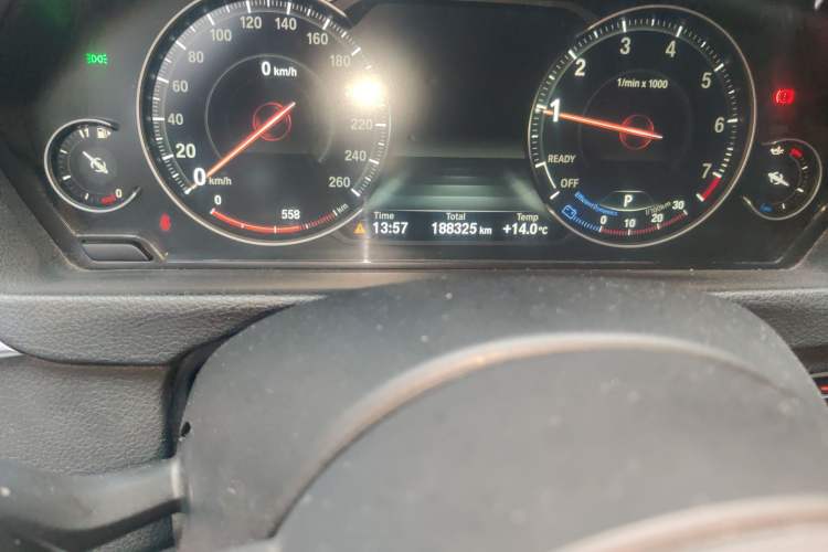 Used BMW 3 Series 2017 320Li M Sport Edition Odometer Close Up