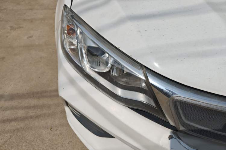 Used Geely Auto Vision 2020 1.5L Manual Asian Games Edition Right Front Headlight