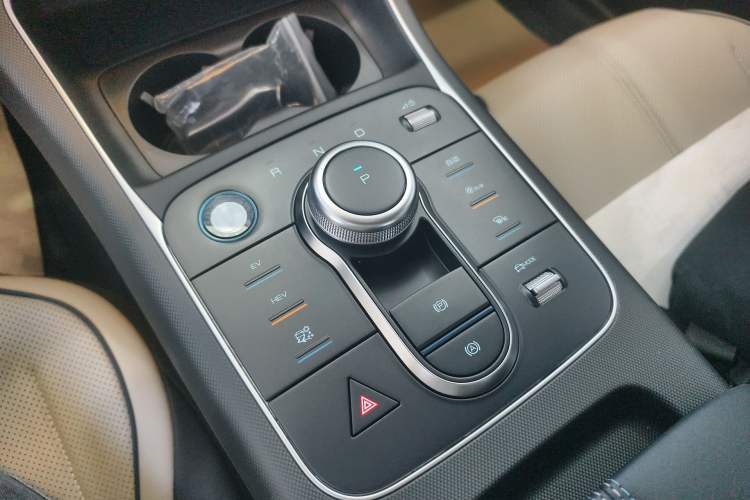 Used BYD Destroyer 05 2024 HONOR Edition DM-i 55KM Luxury Model Gear Lever