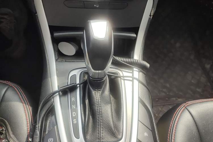 Used Ford Edge 2016 EcoBoost 245 Two-Wheel-Drive Titanium 5-Seater