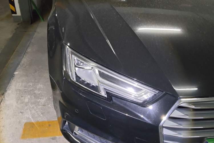 Used Audi A4L 2018 30th Anniversary Edition 40 TFSI Fashion Model