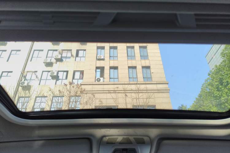 Used BMW 3 Series 2016 320Li Ambition Model
