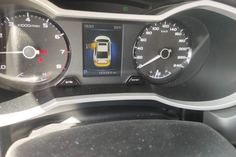 Used Geely Auto Emgrand GL 2018 1.4T DCT Elite Smart Connectivity Version Odometer Close Up