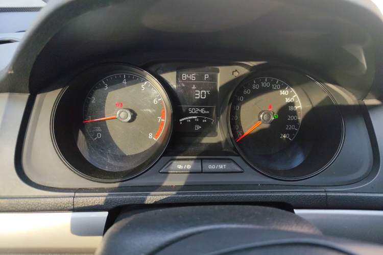 Used Volkswagen Lavida 2017 1.6L Automatic Fashion Edition
