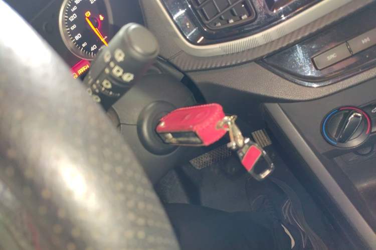 Used MG 3 2017 1.5L Automatic Smart Connect Elite Edition Vehicle Key