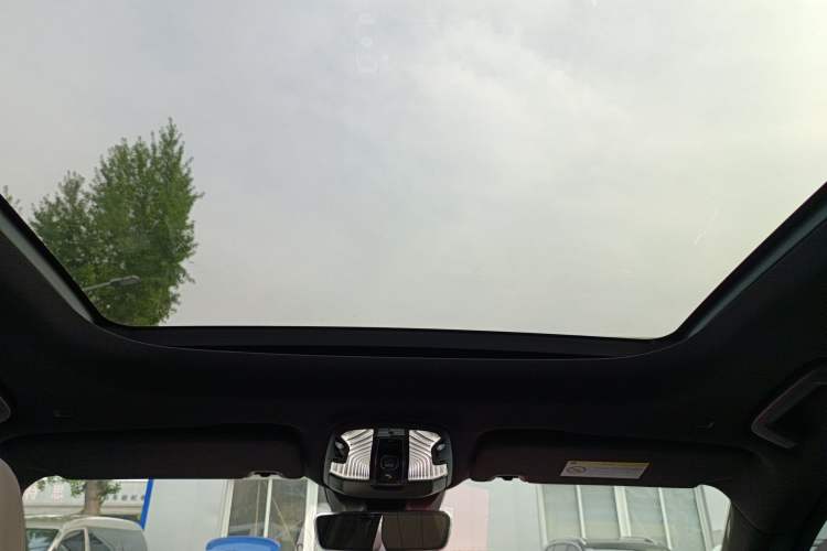 Used Lynk & Co 09 EM-P 2023 2.0TD EM-P Long-Range Version PM 7-Seater