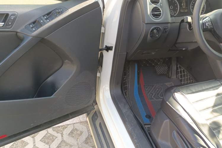 Used Volkswagen Tiguan L 2013 1.8TSI Automatic Two-Wheel Drive Trend Edition