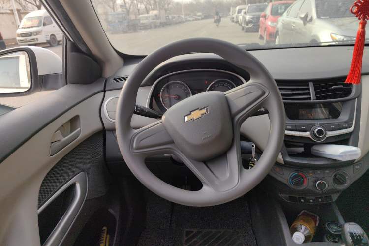 Used Chevrolet Sail 2015 Sail 3 1.5L Manual with Ideal Sunroof Edition