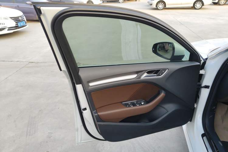 Used Audi A3 2014 Sportback 40 TFSI S line Comfort Model
