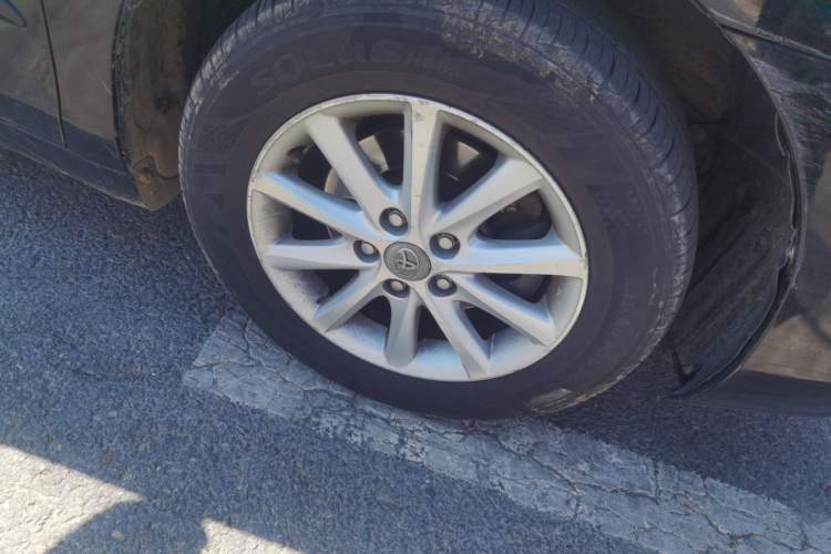 Used Toyota Camry 2013 200G Classic Luxury Edition Right Front Wheel Hub