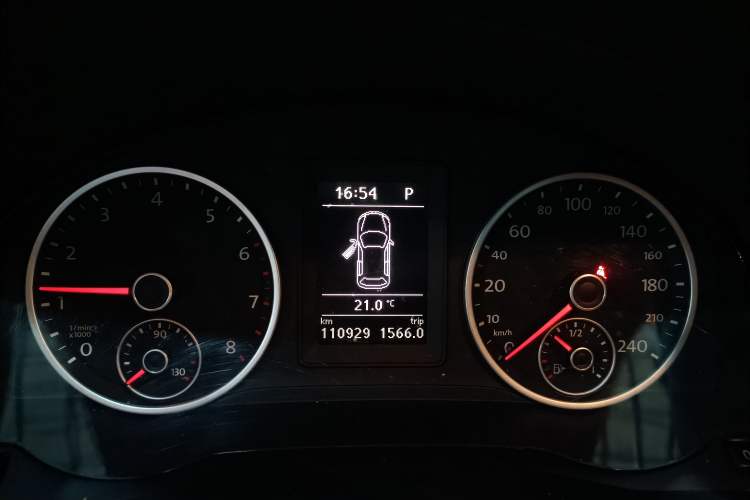 Used Volkswagen Tiguan L 2016 300TSI Automatic Two-Wheel Drive Trend Edition
