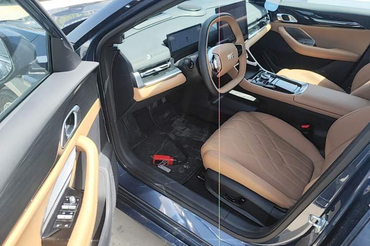 Used Geely Galaxy A7 2025 Model EM-i 150km Starship Edition Driver Seat