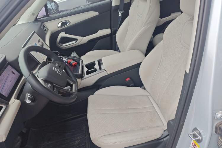 Used BYD Yuan UP 2025 Intelligent Driving Version 401 km Beyond-Range Edition