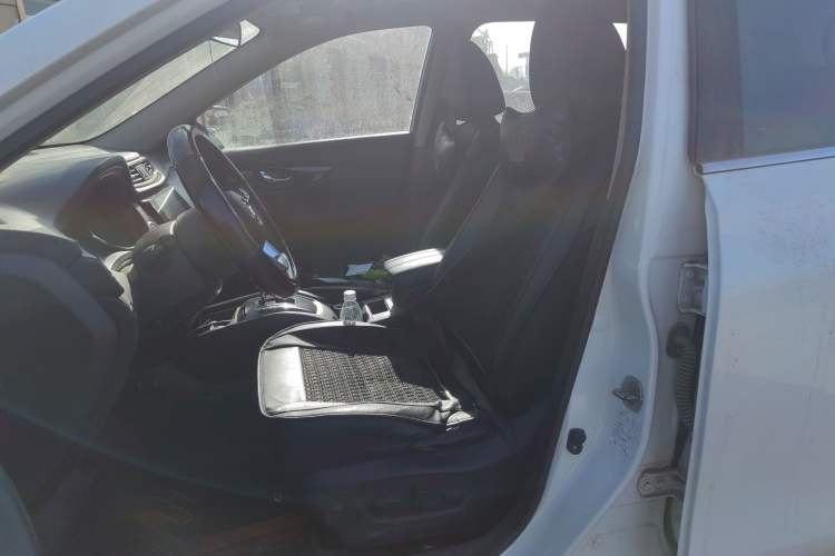 Used Nissan X-Trail 2019 2.0L CVT Smart Connect Comfort Edition 2WD Left Front Seat