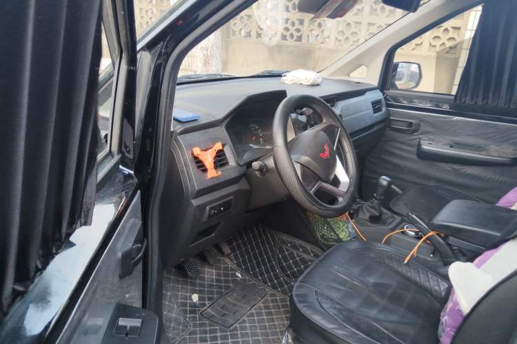 Used Wuling Zhengcheng 2021 1.5T Manual Comfort Version