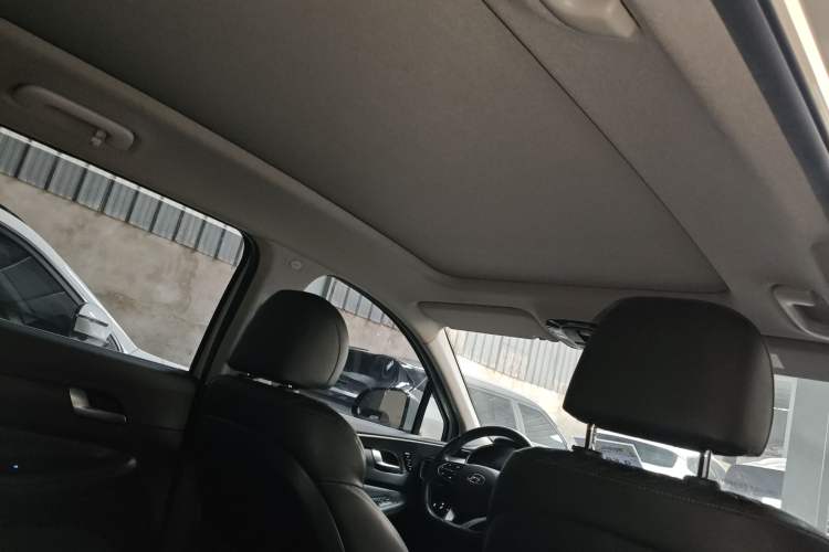 Used Hyundai Santa Fe 2019 380 TGDi DLX Automatic Two-Wheel Drive Prestige Plus Version China VI Standard
