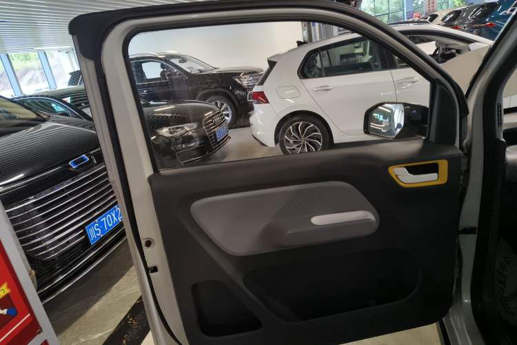 Used Wuling Hongguang MINIEV 2022 GAMEBOY 300km Enthusiast Model with Lithium Iron Phosphate