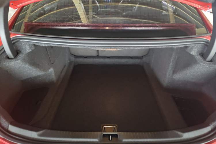 Used Cadillac ATS-L 2016 28T Fashion Edition Trunk