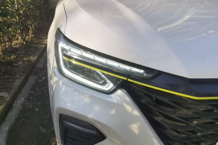 Used Roewe RX5 New Energy 2021 ePLUS National Trend Ronglin Luxury Edition Right Front Headlight