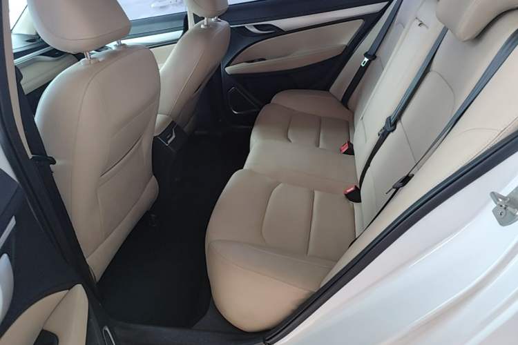 Used Geely Auto Emgrand 2018 1.5L CVT Luxury Model
