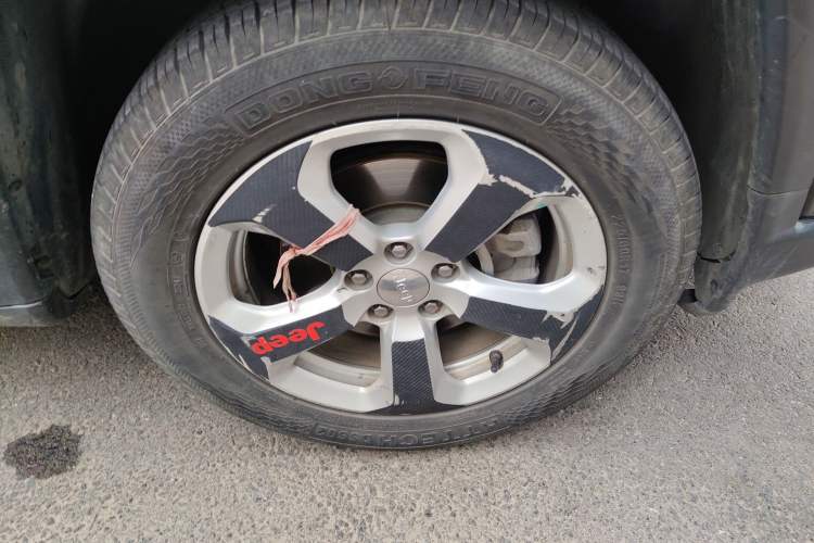 Used Jeep Compass 2017 200T Automatic Family Edition Right Front Wheel Hub