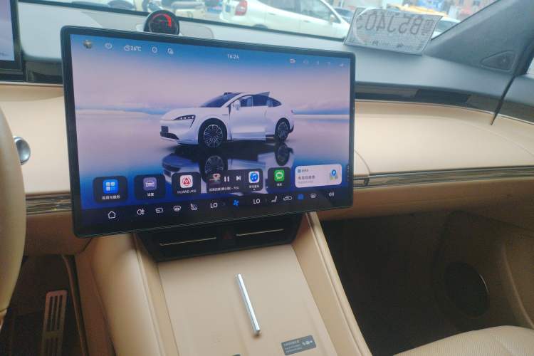 Used Hima Luxeed R7 2024 All-Electric 736 km Ultra
