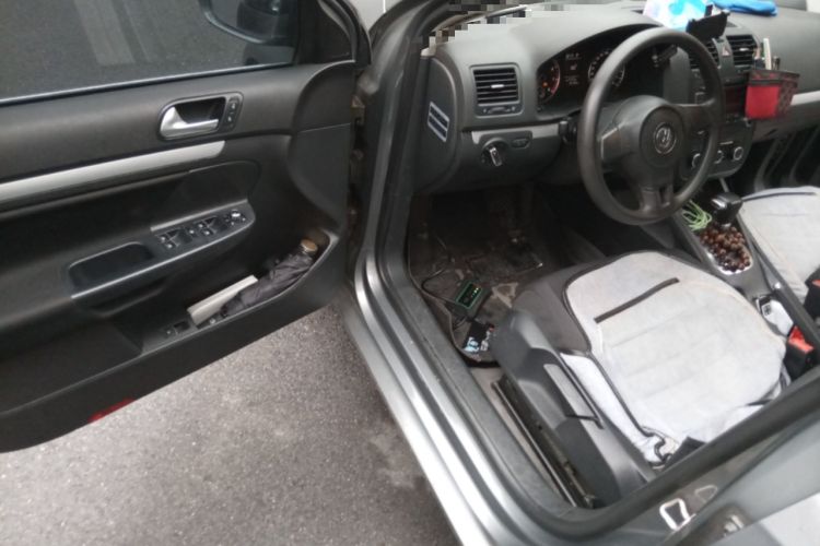 Used Volkswagen Sagitar 2011 1.6L Automatic Comfort Edition
