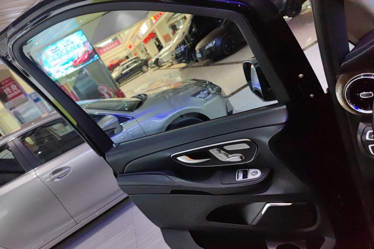 Used Mercedes-Benz V-Class 2020 V 260 L Long-wheelbase Luxury Edition
