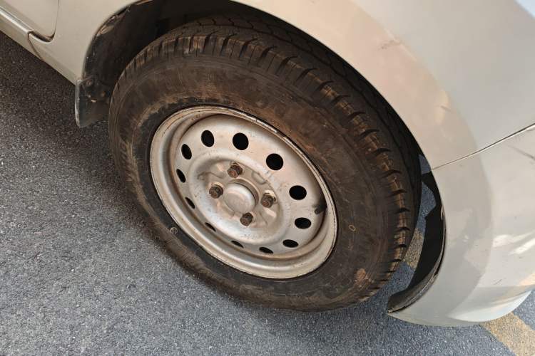 Used Wuling Rongguang V 2015 1.5L Practical Version