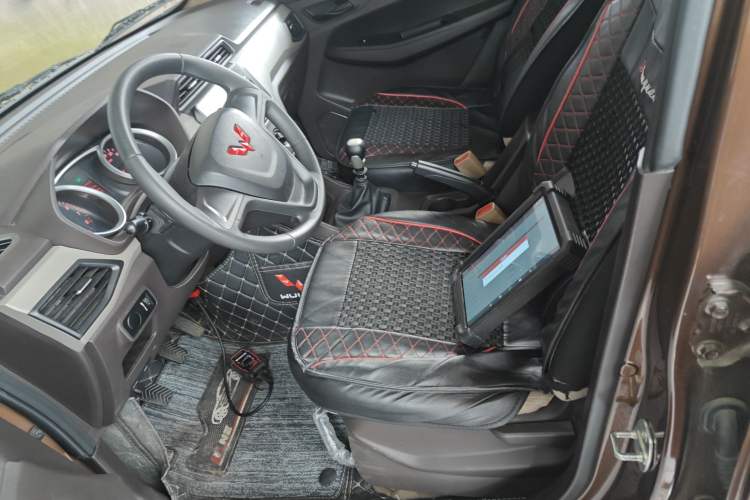 Used Wuling Hongguang 2021 1.5L Revised S Standard Version Hydraulic-Power-Assisted LAR