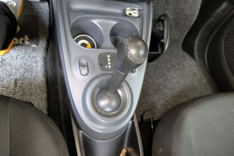 Used smart fortwo 2018 1.0L 52kW Hardtop Dynamic Version China V
