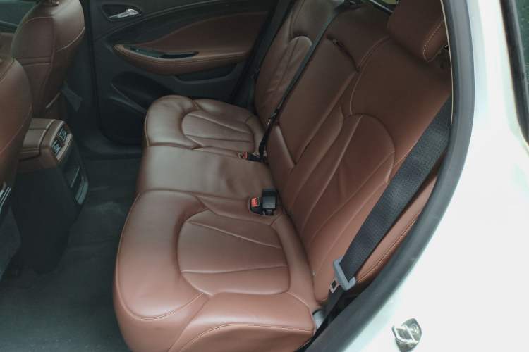 Used Buick Envision 2015 20T Two-Wheel-Drive Elite Model