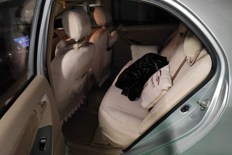 Used Toyota Corolla EX 2013 1.6L Automatic Luxury Edition