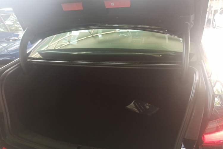 Used BMW 3 Series 2025 330Li M Sport Shadowline Package
