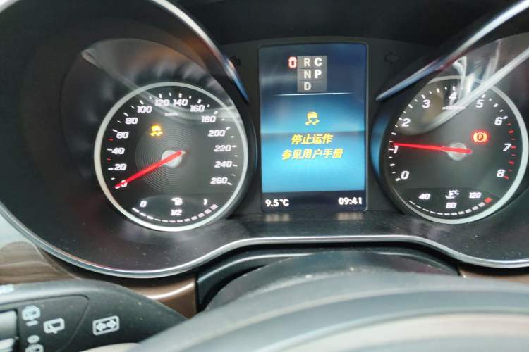 Used Mercedes-Benz V-Class 2020 V 260 Avantgarde Edition
