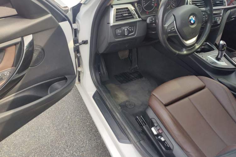 Used BMW 3 Series 2019 320Li Fashion Model
